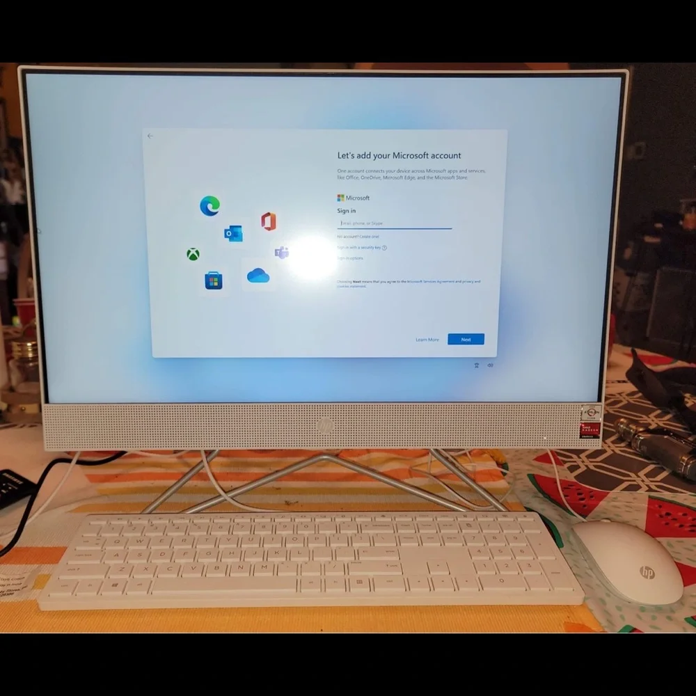 HP All-in-one 24 dd0010 23.8’’